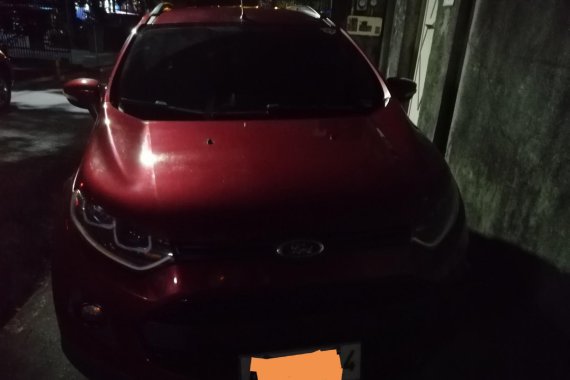 Red Ford Ecosport 2014 at 47000 km for sale 