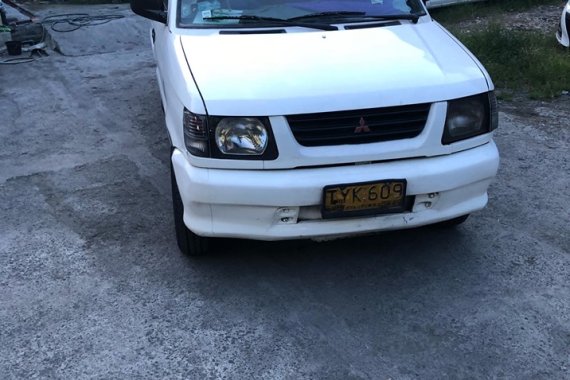 White Mitsubishi Adventure 2006 for sale in Quezon City 