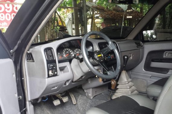 Black Nissan Frontier 2000 for sale in Manila 