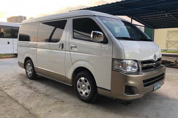 Selling 2nd Hand Toyota Hiace 2012 at 33000 km in Pasay 