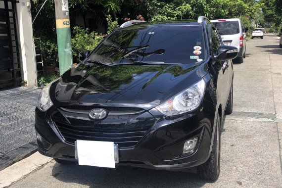 Selling Used Hyundai Tucson 2011 Automatic Gasoline in Antipolo 