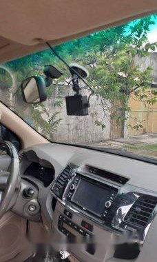 Black Toyota Fortuner 2012 for sale in Santa Cruz