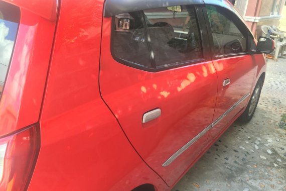 Sell Red 2015 Toyota Wigo Hatchback at 47000 km 