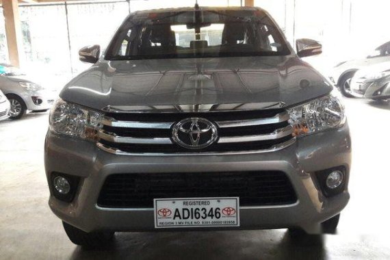 Sell Silver 2016 Toyota Hilux Manual Diesel at 47000 km 