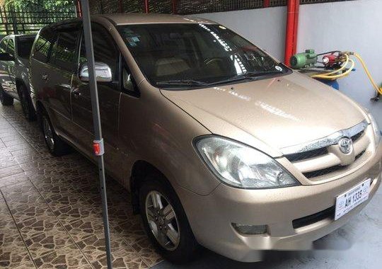 Selling Toyota Innova 2005 Automatic Gasoline