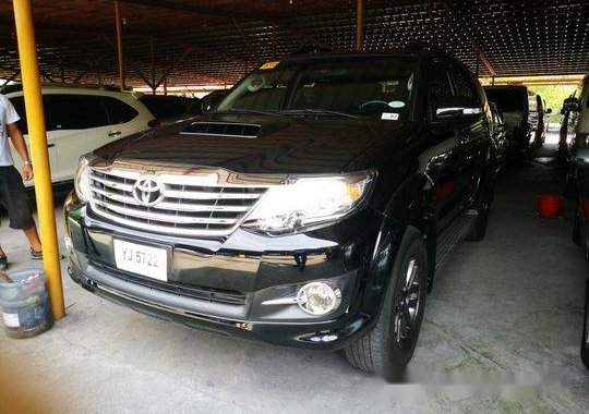 Sell Black 2015 Toyota Fortuner at 54060 km 