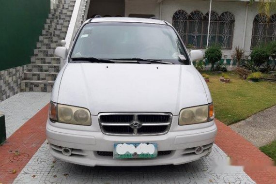 White Hyundai Trajet 2008 for sale in Cebu 