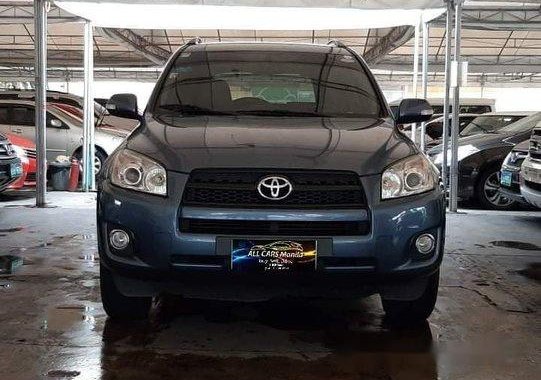 Blue Toyota Rav4 2010 at 43000 km for sale