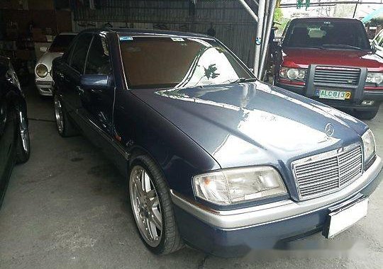 Selling Blue Mercedes-Benz C200 1995 Automatic Gasoline 