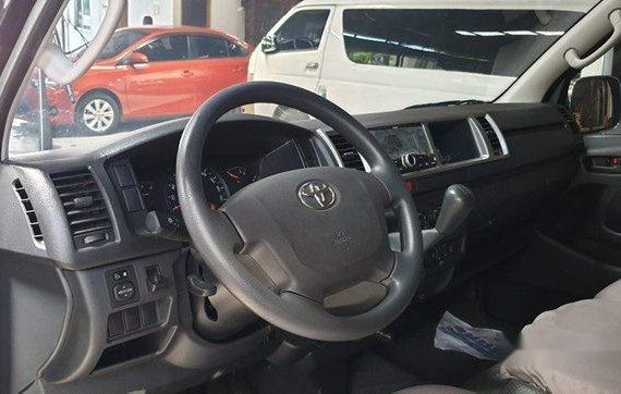 Selling Black Toyota Hiace 2018 Manual Diesel 