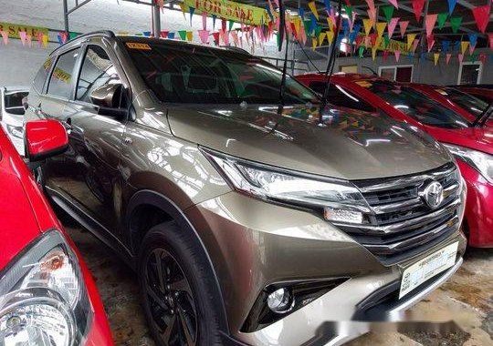 Brown Toyota Rush 2018 for sale in Quezon City 