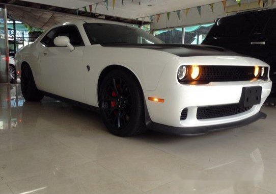 Sell White 2017 Dodge Challenger in Quezon City 