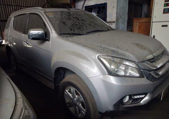 Sell Silver 2016 Isuzu Mu-X Automatic Diesel at 44000 km 