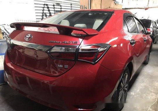 Sell Red 2017 Toyota Corolla Altis at 8800 km 