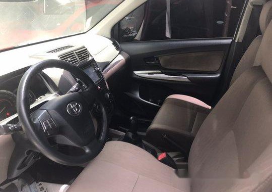 Selling Silver Toyota Avanza 2017 at 8800 km 