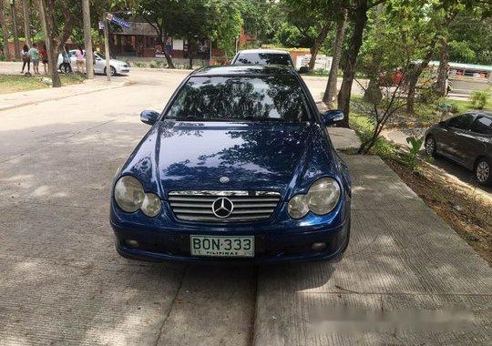 Selling Blue Mercedes-Benz C200 2002 Automatic Gasoline