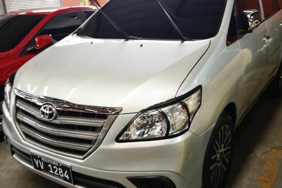 Selling Silver Toyota Innova 2016 Automatic Diesel 