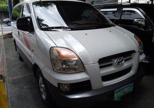 Sell White 2004 Hyundai Starex in Marikina 