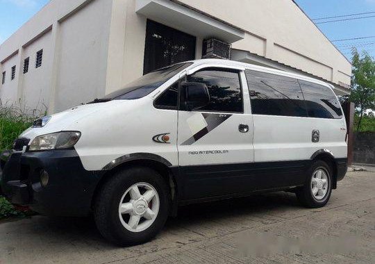 White Hyundai Starex 2006 Manual Diesel for sale 