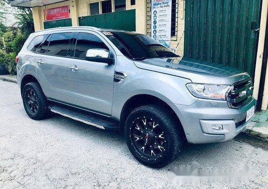 Sell Silver 2017 Ford Everest Automatic Diesel at 30000 km 