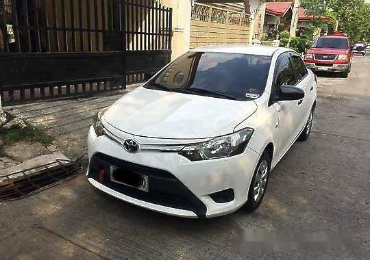 White Toyota Vios 2014 at 62224 km for sale