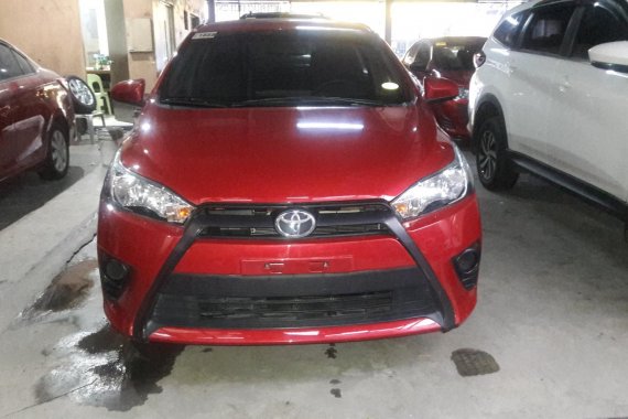 Red 2016 Toyota Yaris Hatchback Automatic Gasoline for sale 