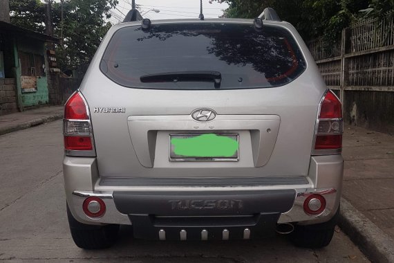 Selling Used Hyundai Tucson 2007 at 79000 km 