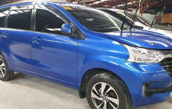Selling Blue Toyota Avanza 2018 at 13000 km