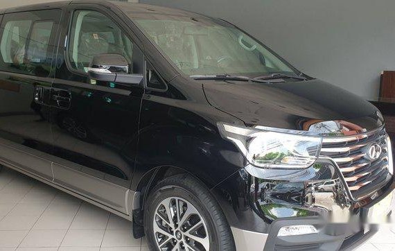 Black Hyundai Grand Starex 2019 Automatic Diesel for sale 