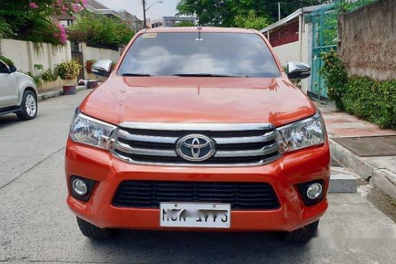 Sell Orange 2017 Toyota Hilux Automatic Diesel at 28000 km 