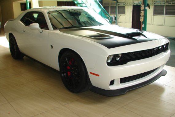 White 2017 Dodge Challenger at 3000 km for sale in Quezon City 