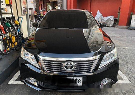 Selling Black Toyota Camry 2015