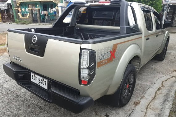 Used Nissan Navara 2015 Truck at 65000 km for sale 