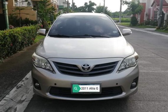 Sell Used 2011 Toyota Corolla Altis at 110000 km 