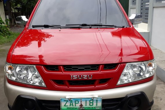 Red Isuzu Crosswind 2005 Manual at 75000 km for sale 