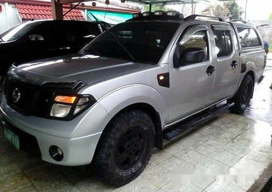 Selling Silver Nissan Frontier Navara 2008 at 80000 km 