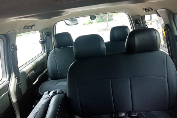 Silver Hyundai Starex 2005 at 89000 km for sale in Imus 