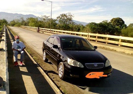 Black Toyota Corolla Altis 2005 at 125000 km for sale