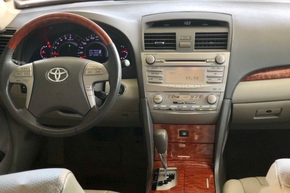 Selling Toyota Camry 2011 Sedan Automatic Gasoline 