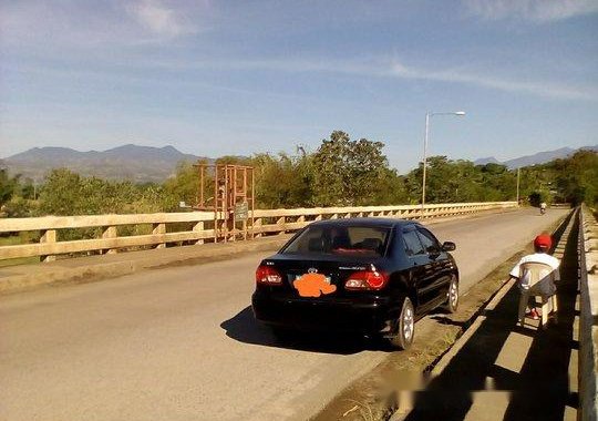 Black Toyota Corolla Altis 2005 at 125000 km for sale