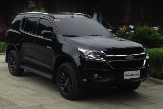 Sell Black 2017 Chevrolet Trailblazer at 14000 km 