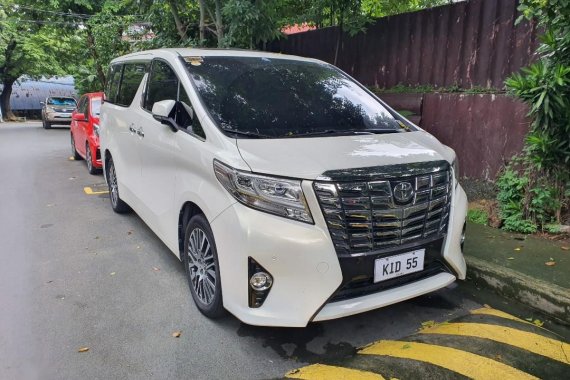 2015 Toyota Alphard for sale in Quezon City 