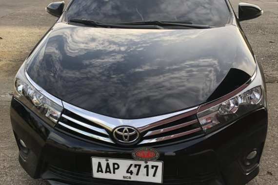 Sell Used 2014 Toyota Corolla Altis at 65000 km 