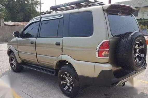 2002 Isuzu Crosswind for sale in Makati 