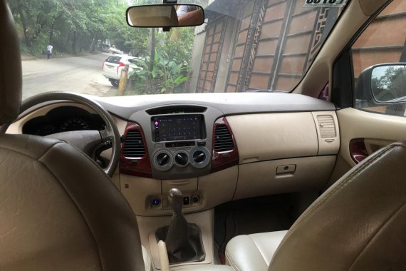 Selling 2nd Hand Toyota Innova 2006 at 109000 km 