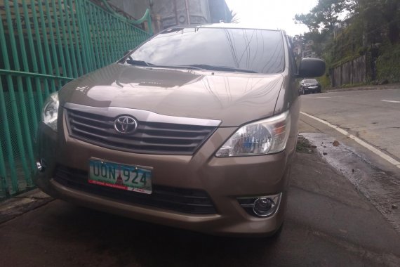 Selling 2nd Hand Toyota Innova 2013 Automatic Diesel 