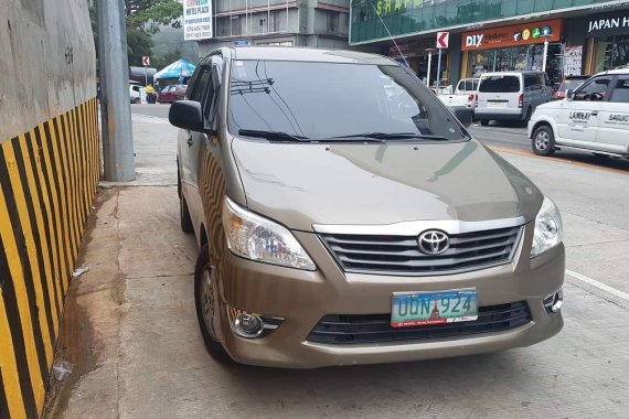 Selling 2nd Hand Toyota Innova 2013 Automatic Diesel 