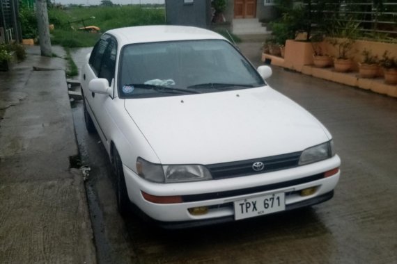 For rush sale White Toyota Corolla Altis 1994 