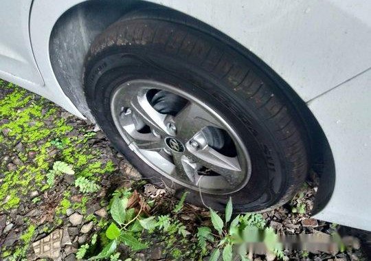 White Hyundai Elantra 2018 Manual Gasoline for sale