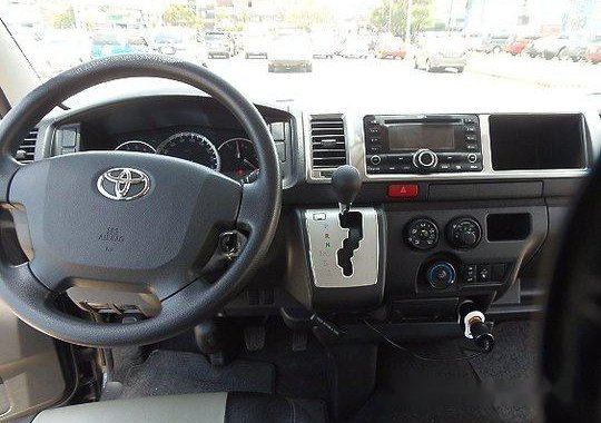 Sell Black 2016 Toyota Hiace at 33000 km 